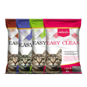 Emily-pets-bentonite-cat-litter-with-Southeast-Asian-styl