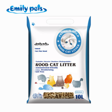 Emily-pets-natural-pine-wood-cat-litter